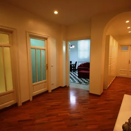 Irene's The Apartment Rome